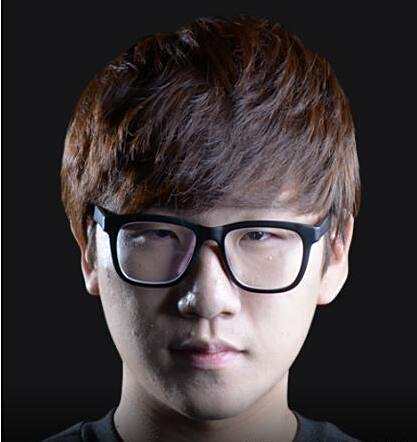 上低调但高 上低调但高