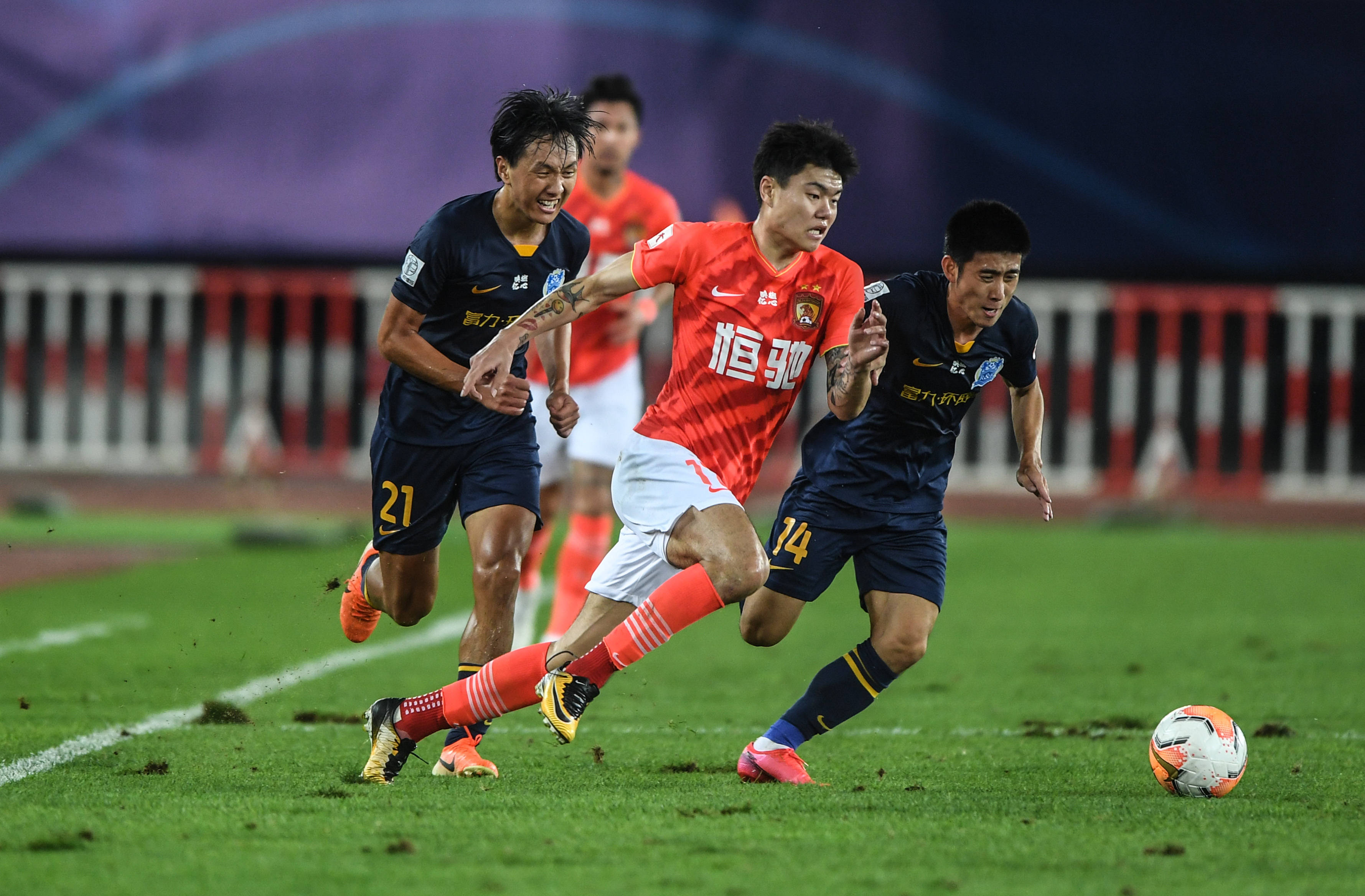 通常很少参 通常很少参